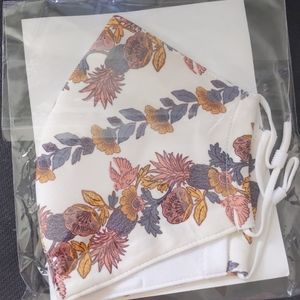 NWT Tory Burch facemask